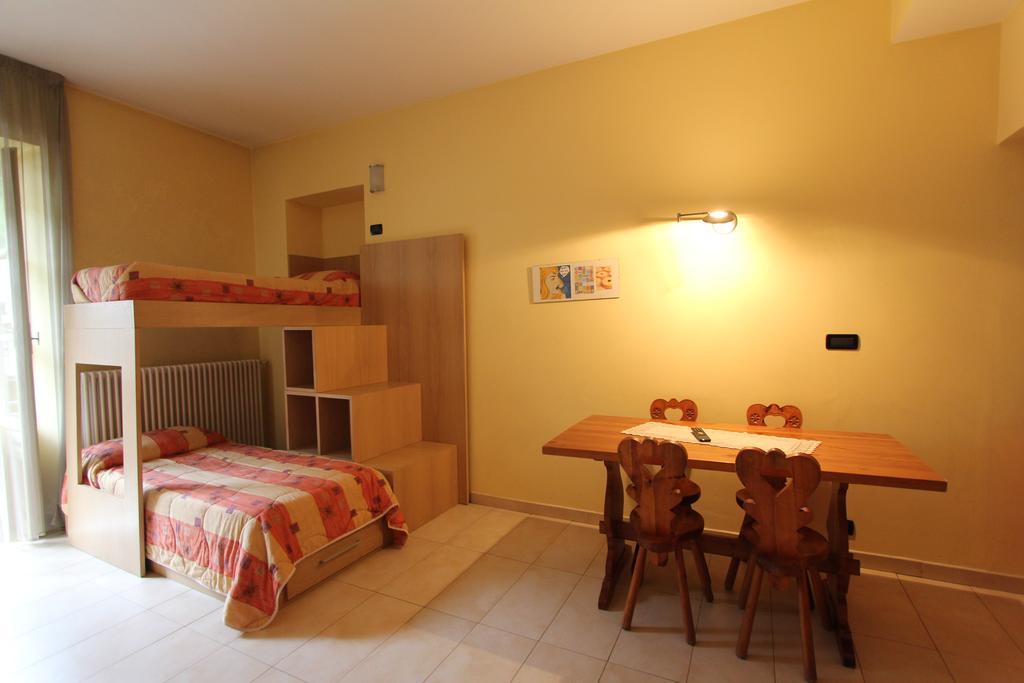 Residence Albergian Pragelato Eksteriør bilde